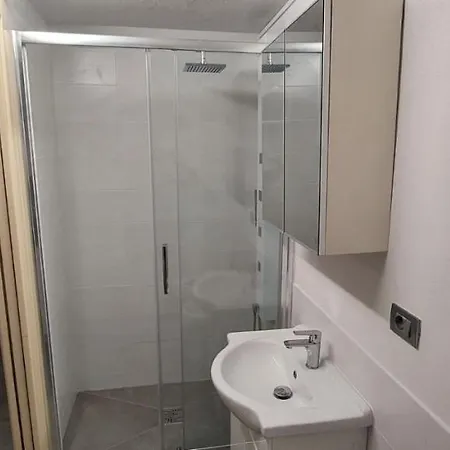 Penelope Bed & Breakfast